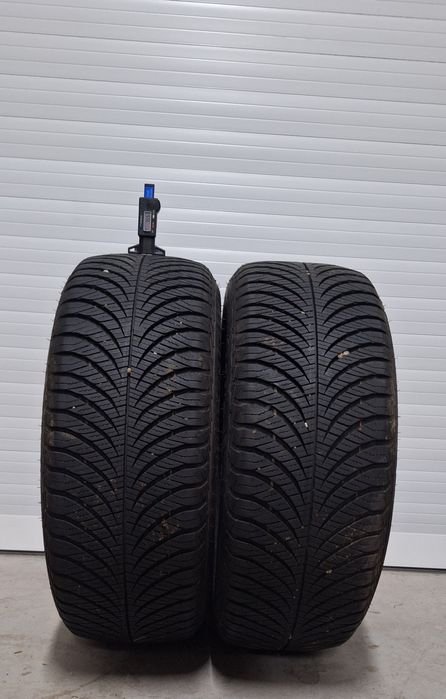 7.5mm! 2бр 215 55 17 Goodyear vector 4seasons