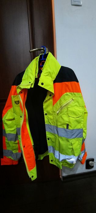 Geaca reflectorizanta safety noua