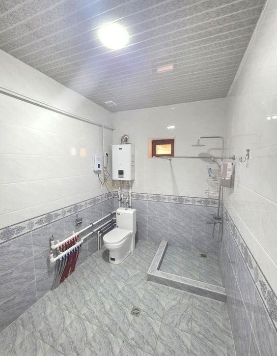 Кибрай тумани Хосилдор(Қизилту-1) маҳалласида 1,8 сот. 3 хона янги уй