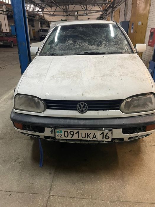 Продается машина не на ходу