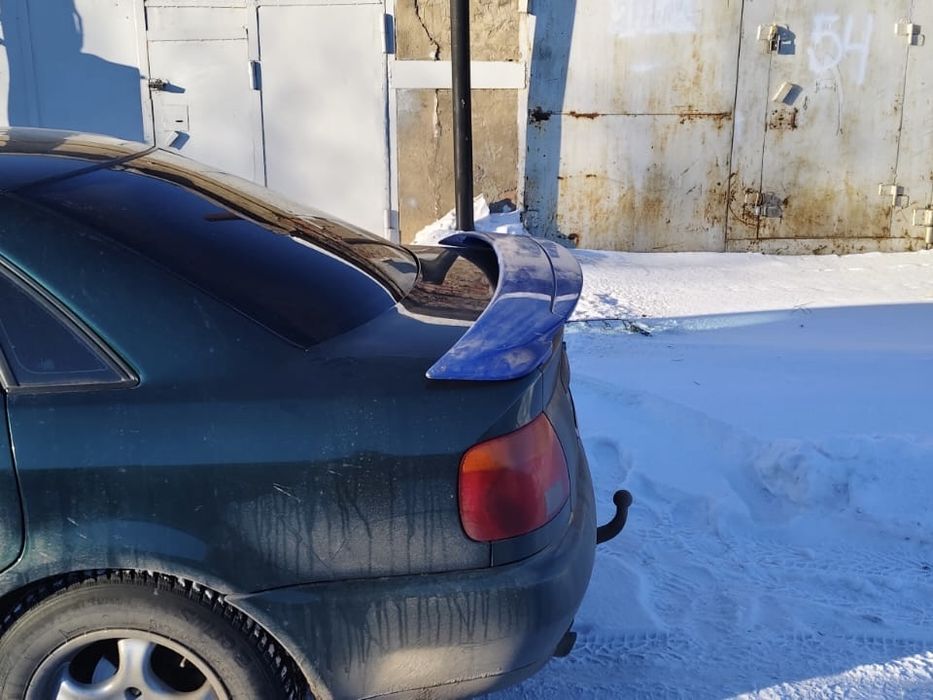 Продам спойлер на Audi A4 B5