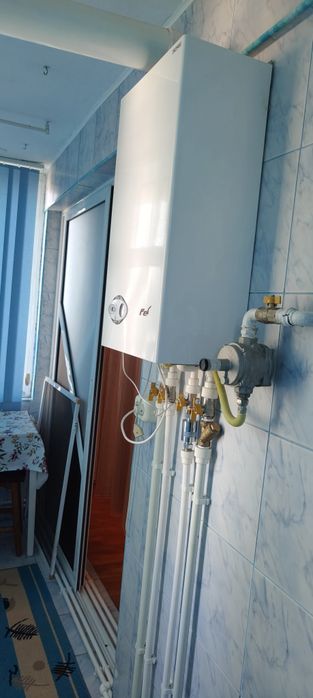Vind apartament Galati micro 13 Bloc C10 scara 4 etaj 3