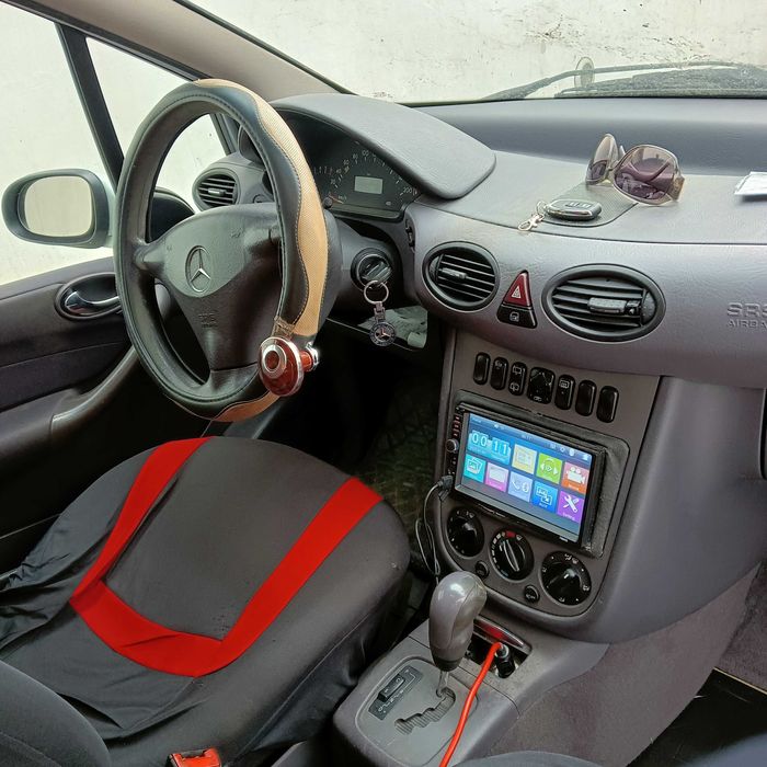 Mercedes a class 160 benzină cu cutie automată model 2003