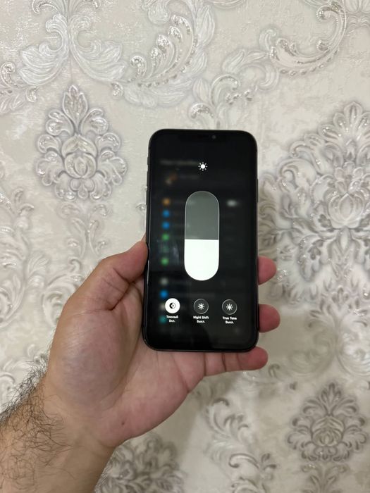 iPhone 11 128GB продам только