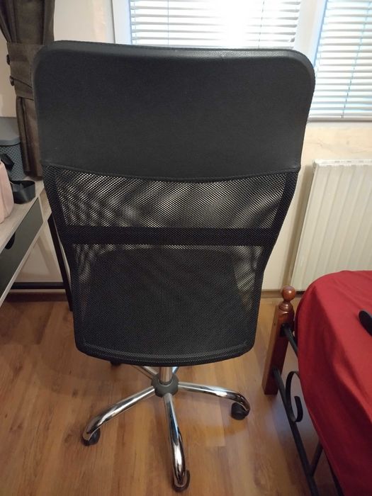 Промо! Черен офис стол в добро състояние