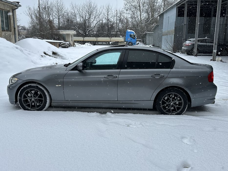 BMW Seria 3 E 90/ 184 cp/ Trapa/ Automata/Piele/Keyless Entry-Go