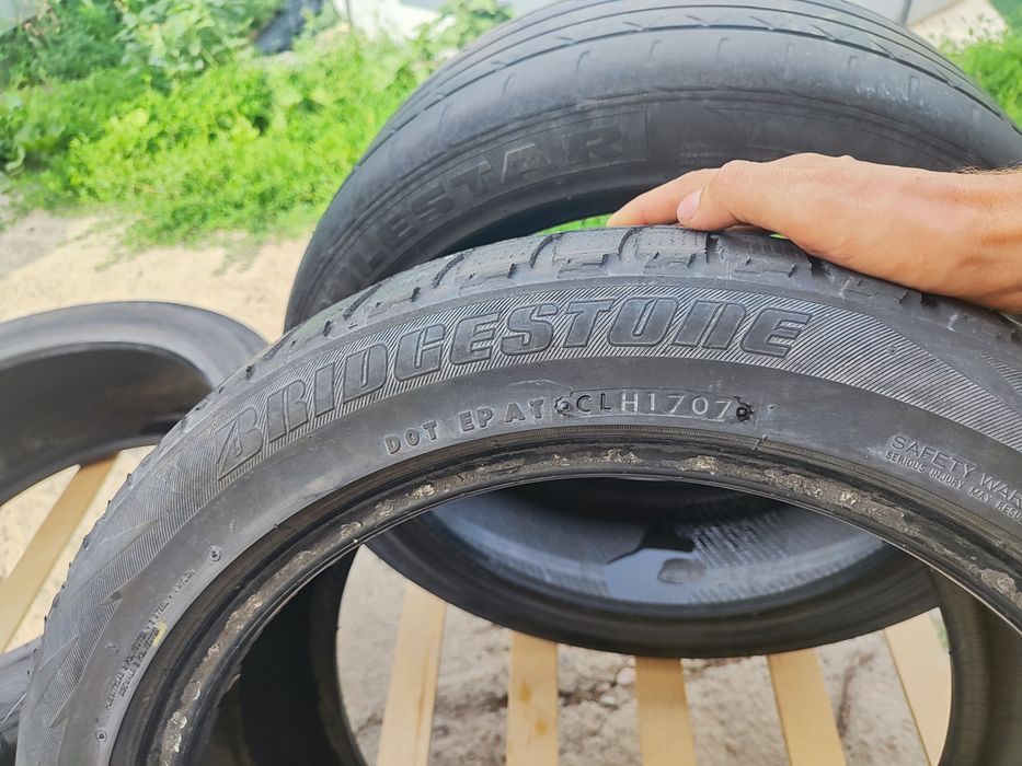 Шины пара 245/45 R17