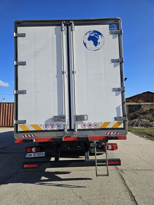 Mercedes Benz Actros 1827