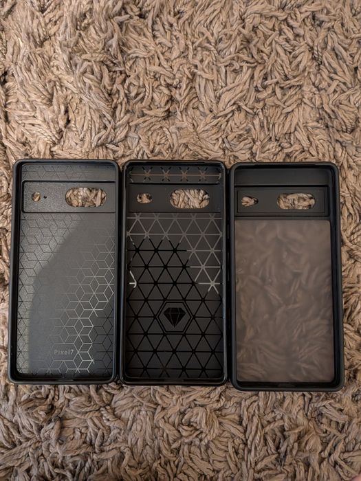 Vând 3 huse Google pixeli 7 și 3 huse Google pixel 9a