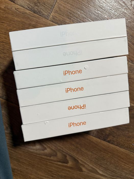 Продам IPhone 17 pro max