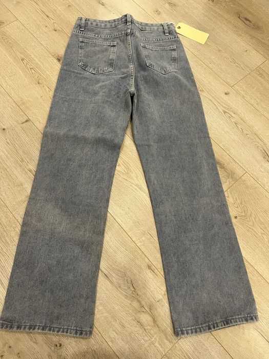 Продам джинсы женские
