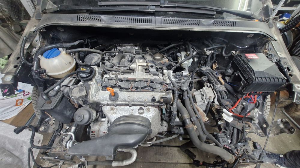 VW Golf 5 plus 1.6 FSI 115k.c на части