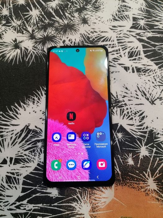 Продам Samsung A51