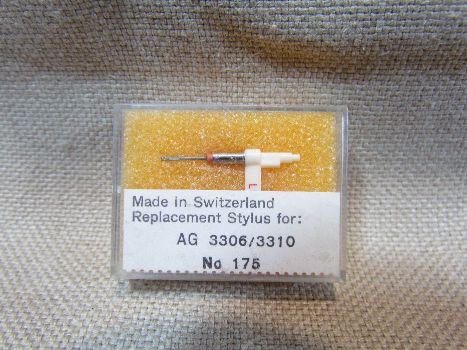 4 Броя Швейцарски Грамофонни Диамантени иглички за Винтидж Грамофони