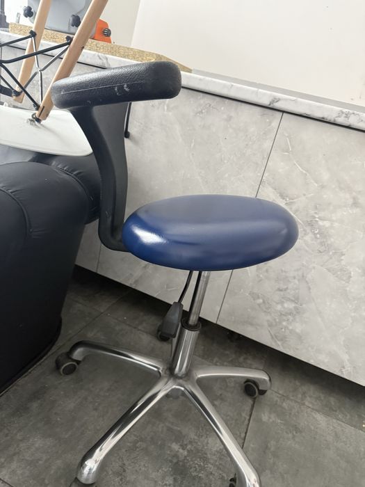 диван со стульями