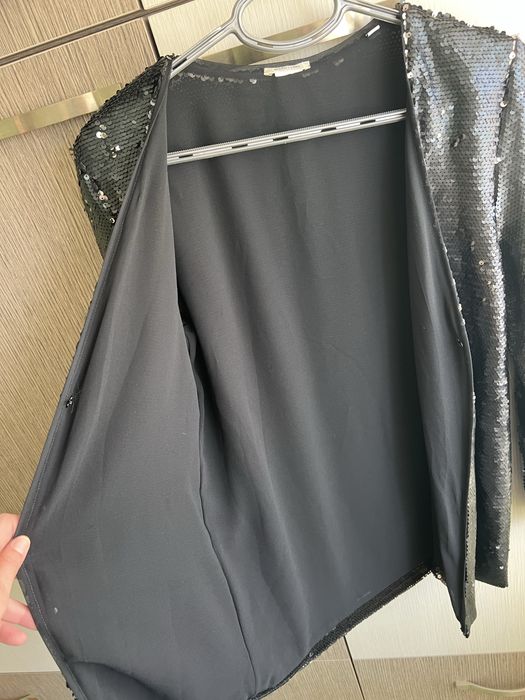 Дамски блейзер с пайети