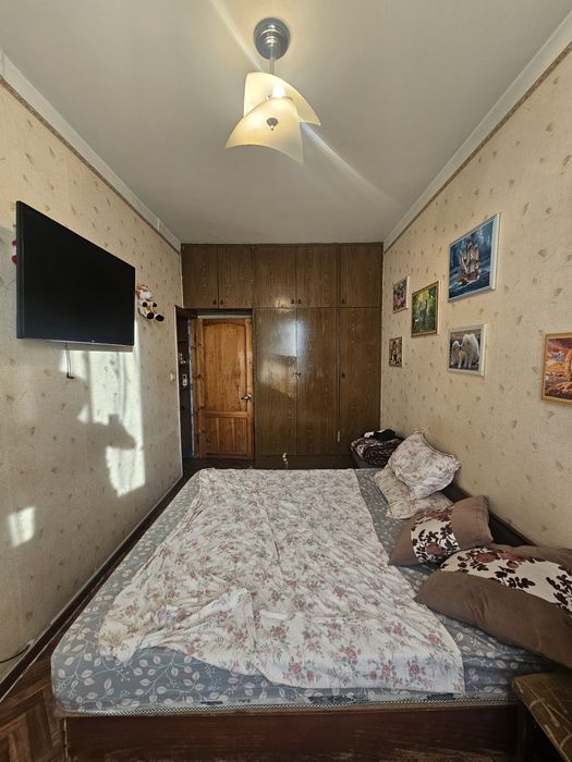 Продам 2 комнатная Буюк ипак йули метро