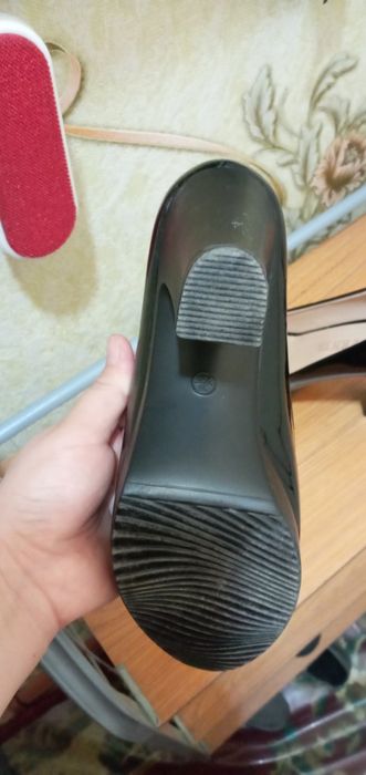 Туфли лакированые 36 размер