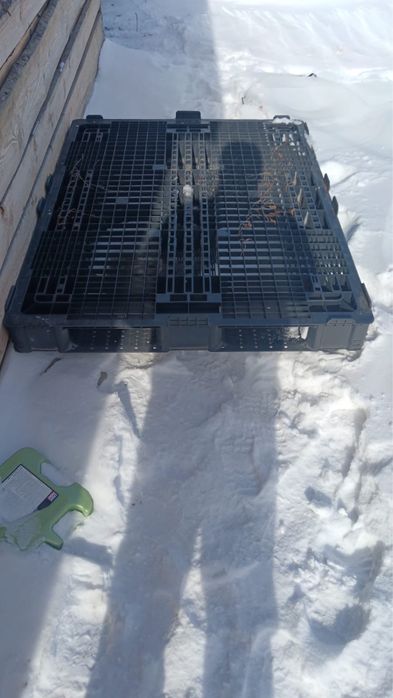 Поддоны пластиковые