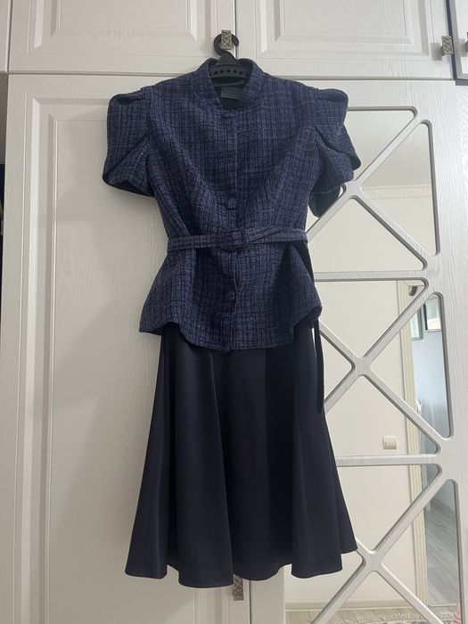 Продаю нарядные платья