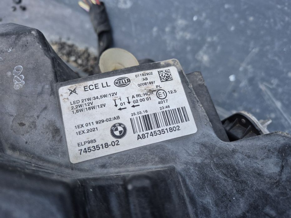 Far dreapta bixenon bmw f20 2016