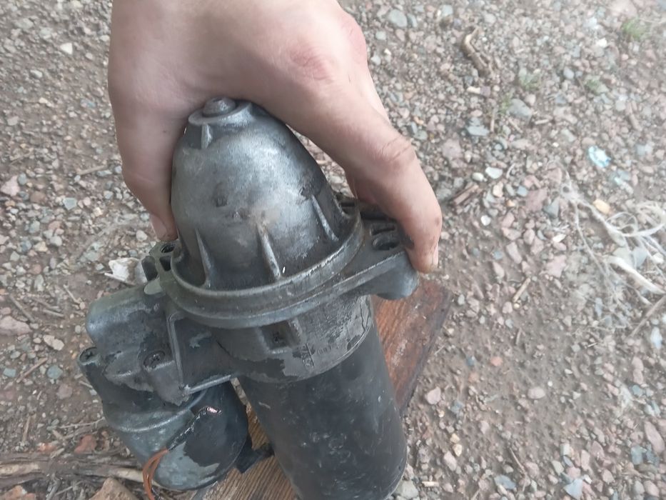 Стартер,генератор,гур  мерседес 124 оригинал Bosh