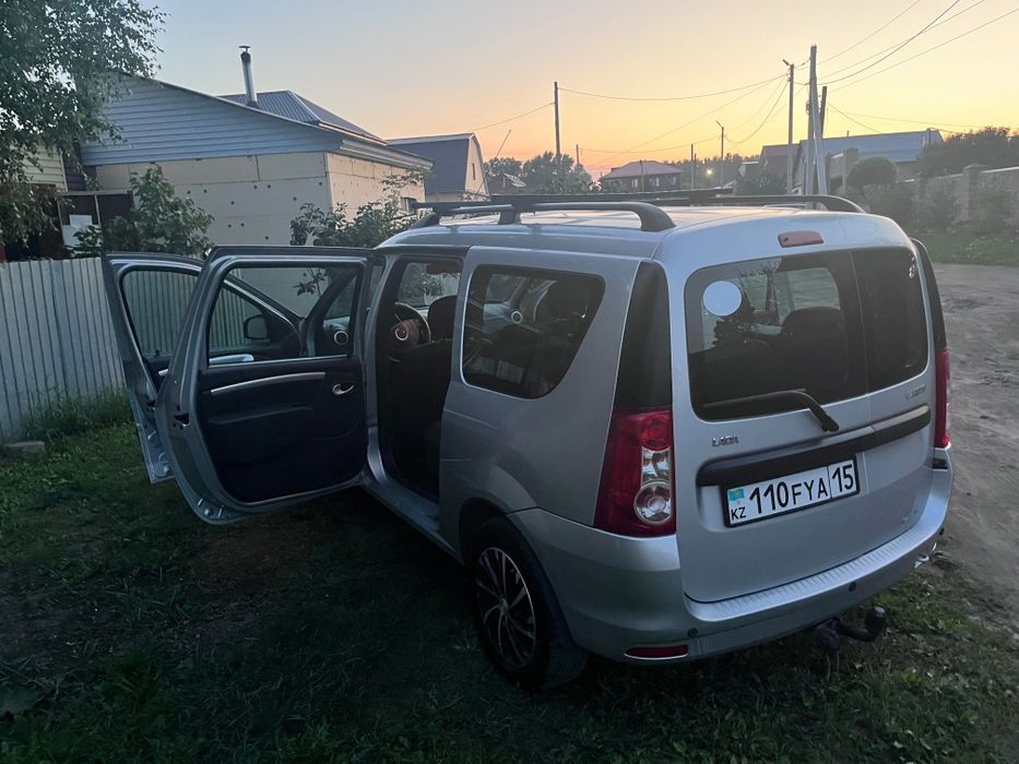 Продам Lada Largus 2018 года
