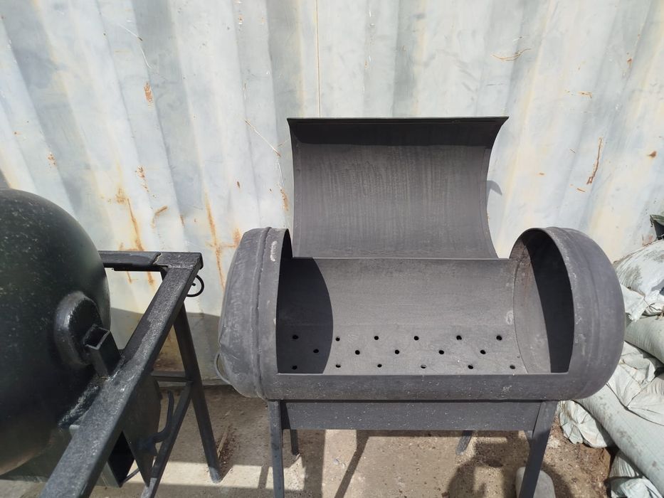 Мангальницы,шашлычница,стейк.