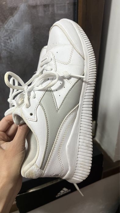 Кроссовки DIODORA