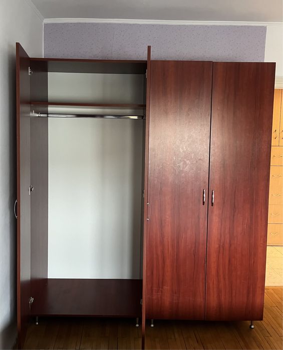 Vand mobilier dormitor