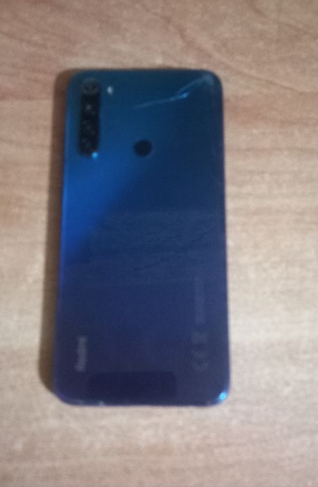 Продам Xiaomi Redmi Note 8 4/64 GB