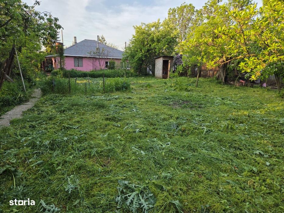 Casă cu 4 camere, mobilată, Mosteni, 35000 EUR
