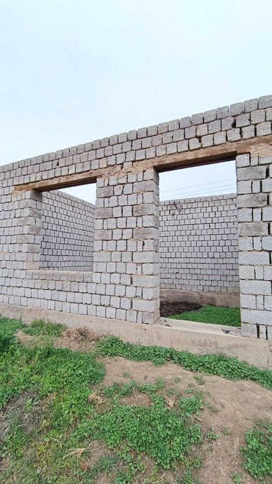 Yallamada ideal lokatsiyadagi hovli sotiladi!