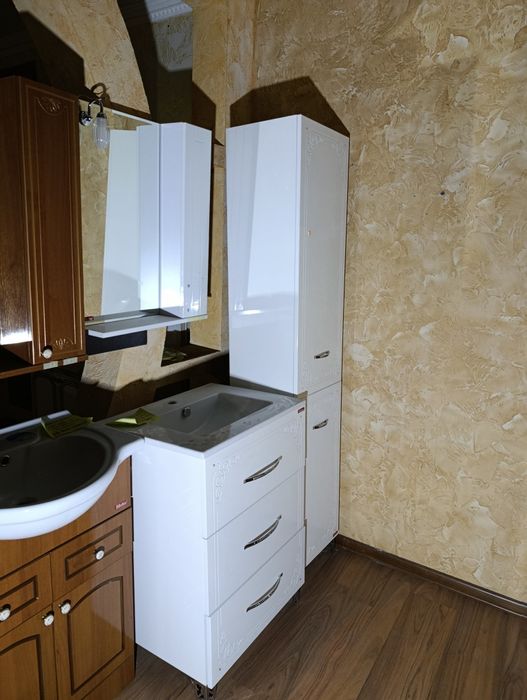 Распродаём раритетные гарнитуры для ванных комнат!