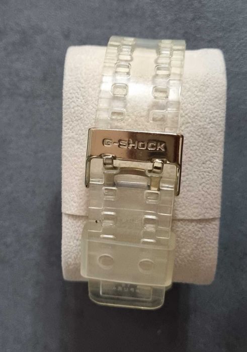 Часовник Casio G-Shock Gold GA-110GB