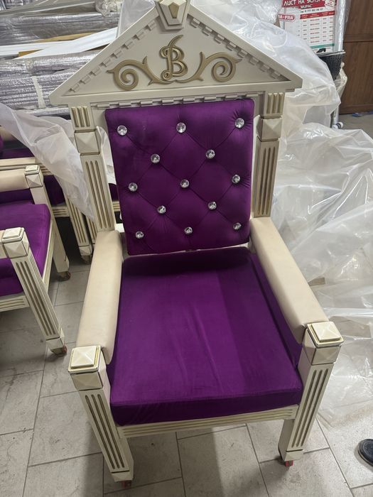 Продам двери окна стейшины цветы