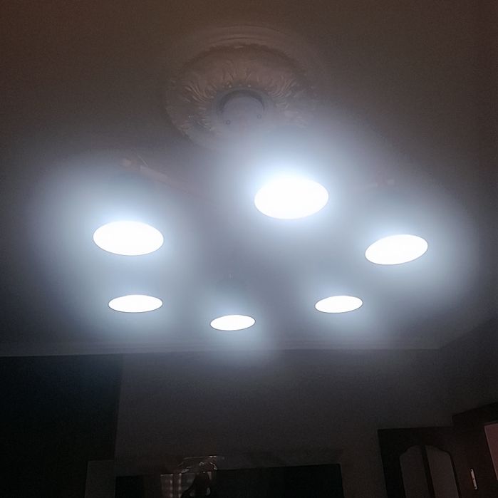 Люстра в гостиную