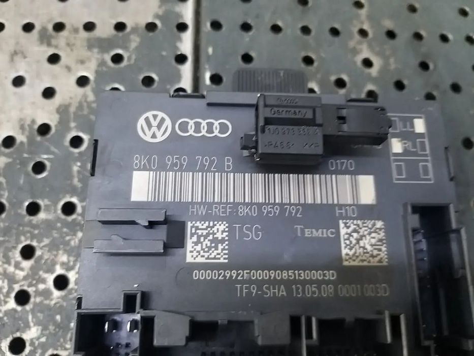Modul calculator usa stanga fata audi a4 b8 8k 8k0959792b