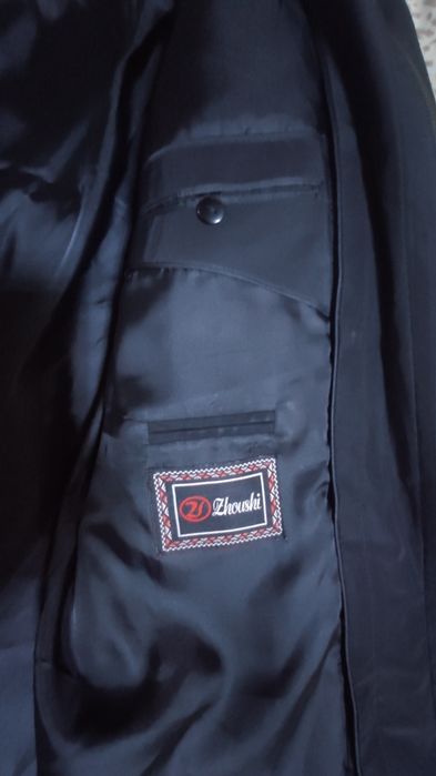 Продам мужские куртки