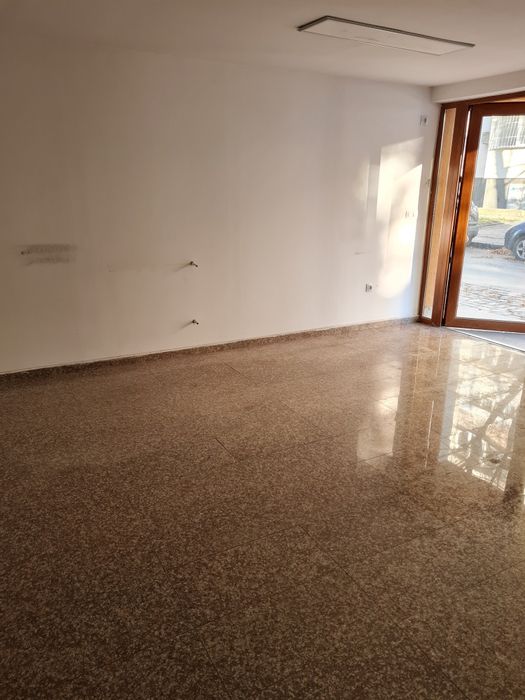 Дава се под наем Склад в София, Хаджи Димитър - 21 кв.м за 178.5 € - Снимка #1