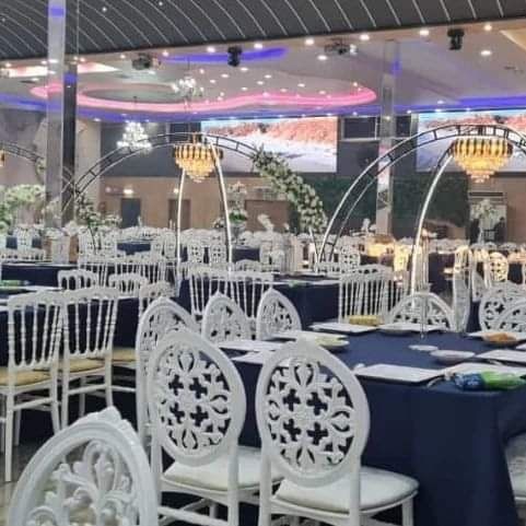 Scaune evenimente Chiavari