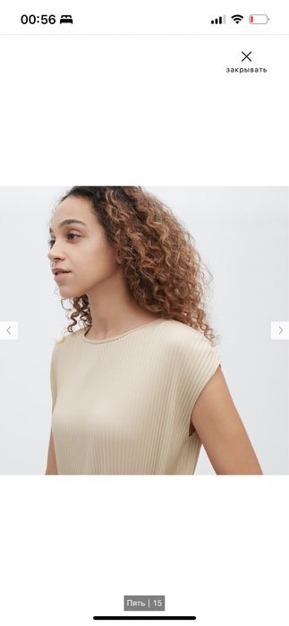 платье с плиссировкой uniqlo