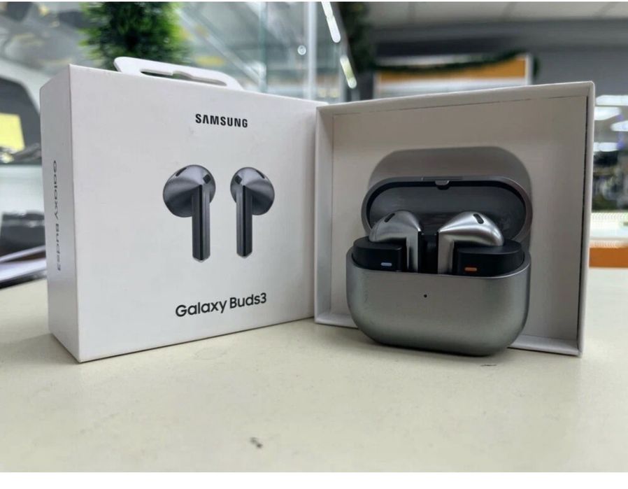 Продам наушники Samsung buds 3