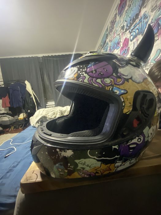 Продам два шлема