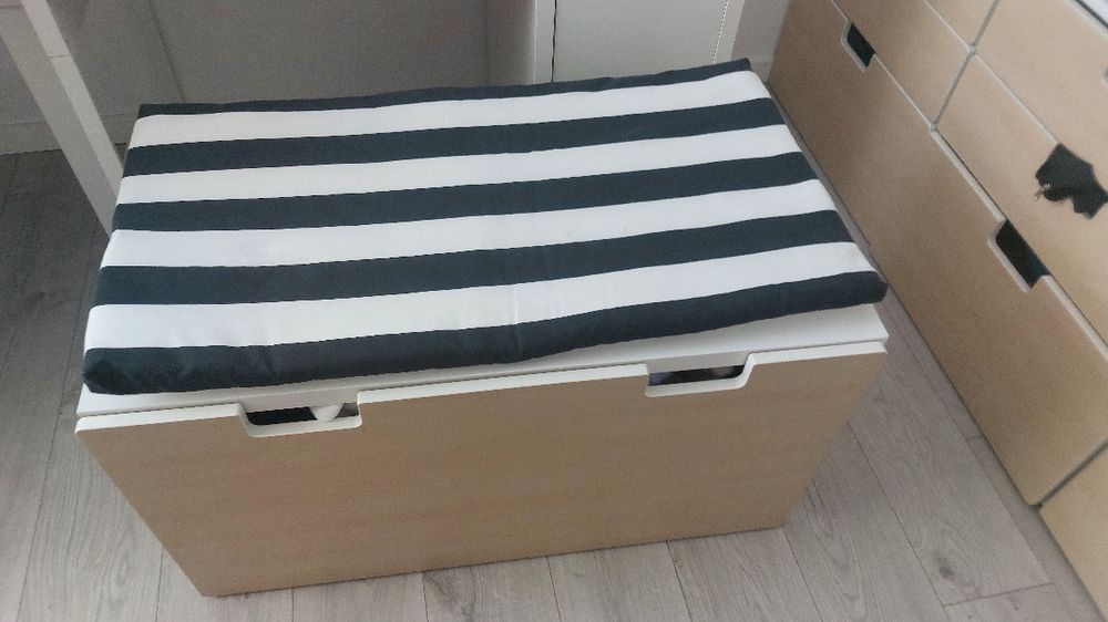 Banca cu depozitare (cu perna)