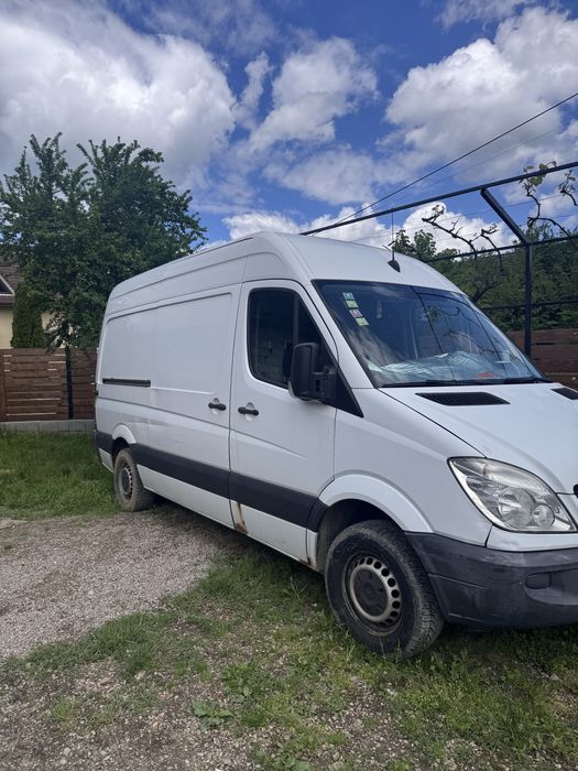 De vânzare / dezmembrez Mercedes-Benz Sprinter 313 CDI 2.2 diesel – motor defect