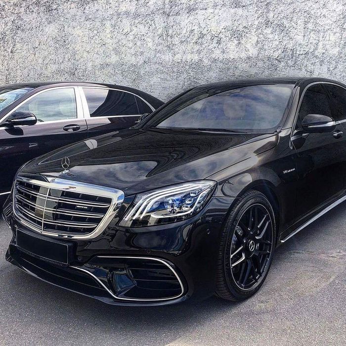 Решётка радиатора мерседес w222 ,s класс AMG