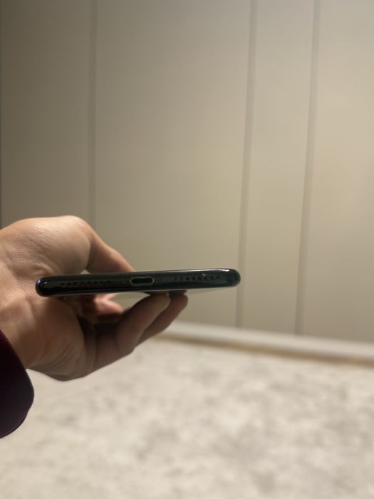 Iphone 7 плюс с каробкой