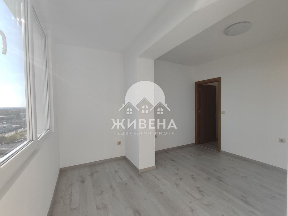 Продава се Четиристаен апартамент в Варна, Автогара - 80 кв.м за 1812 €/кв.м - Снимка #4