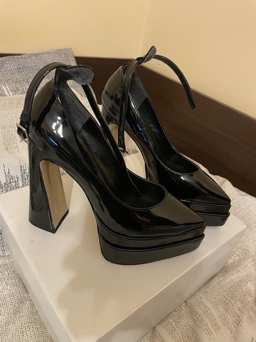 Нови дамски обувки